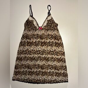 La SENZA Leopard Print Chemise with Lace and Pink Bow